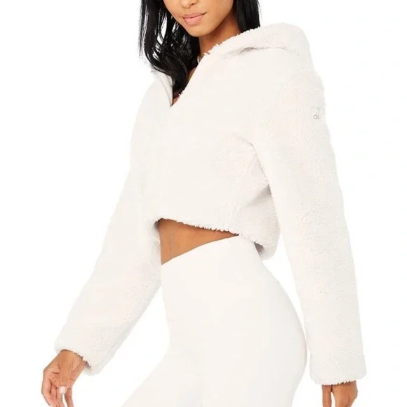 ALO Yoga Soft White Sherpa Jacket